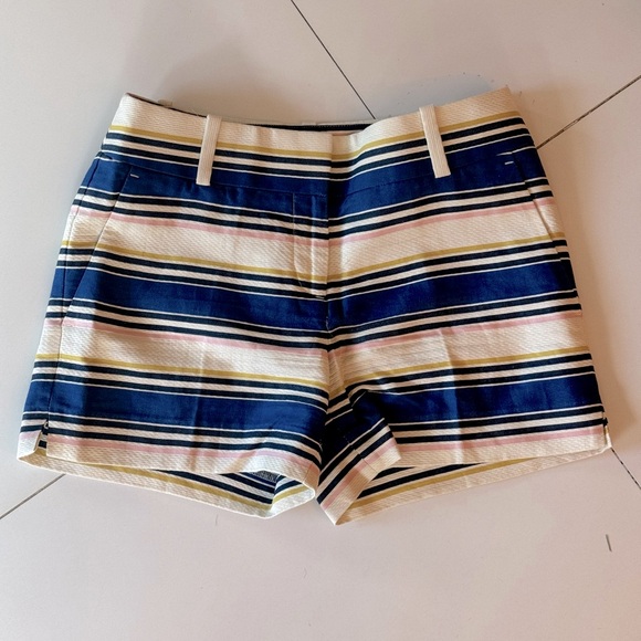 Ann Taylor LOFT Riviera shorts - Picture 2 of 4
